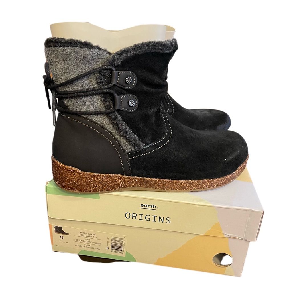 NIB Earth Origins Aurora Jolene black bootie.